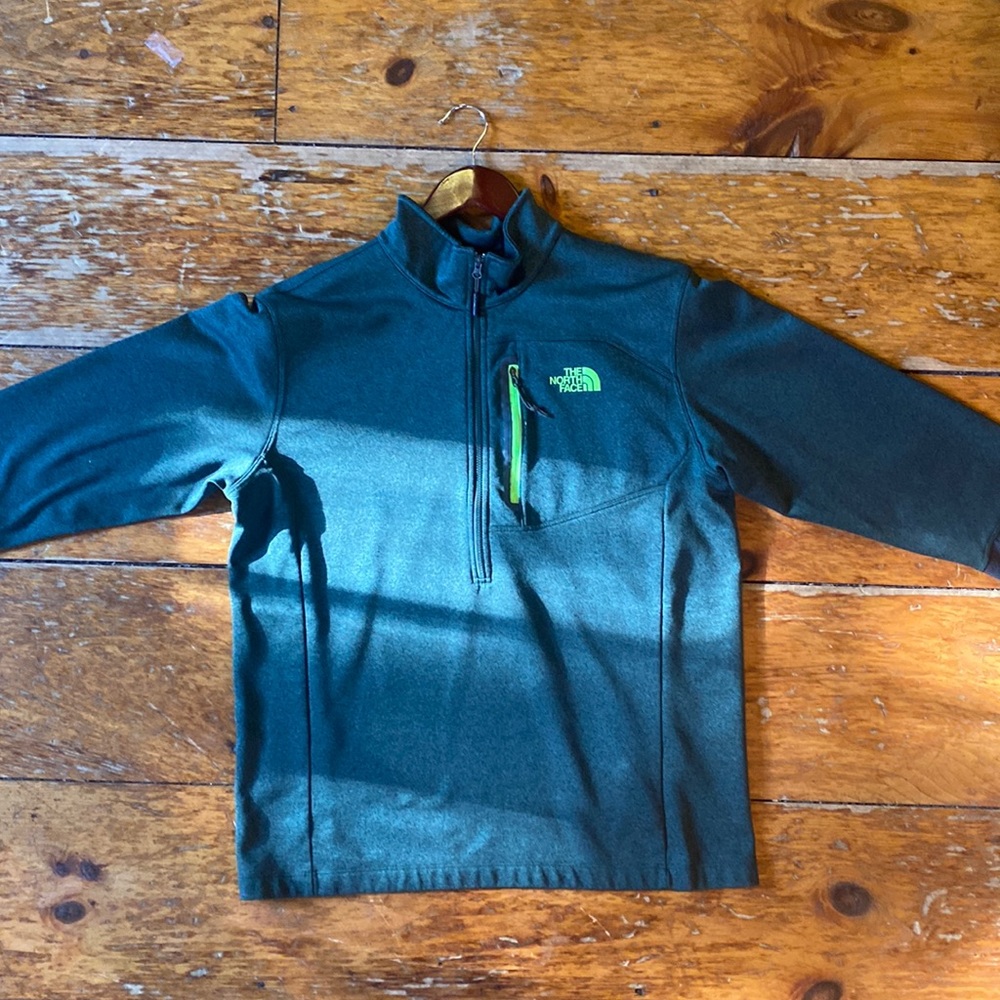 green mens north face half zip fleece